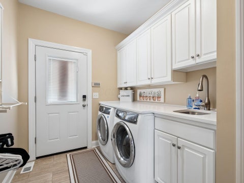 Tiny photo for 5835 Lake Forest Way, Westerville, OH 43082 (MLS # 226035239)