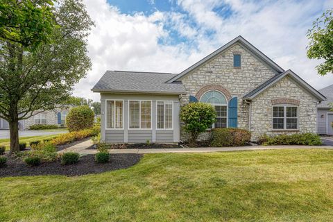 Photo of 4143 Aumbrey Court 31 #31, New Albany, OH 43054 (MLS # 225037030)