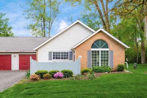 Photo of 195 Timbers Drive, Columbus, OH 43230 (MLS # 226014813)