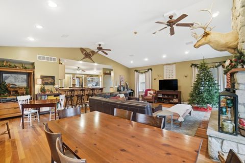 Tiny photo for 3267 Columbus Street, Grove City, OH 43123 (MLS # 225044705)