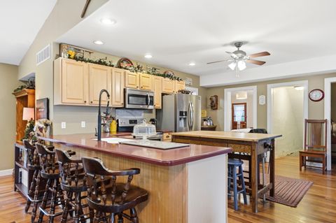 Tiny photo for 3267 Columbus Street, Grove City, OH 43123 (MLS # 225044705)