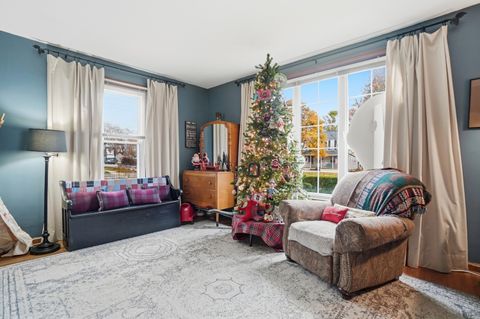 Tiny photo for 3267 Columbus Street, Grove City, OH 43123 (MLS # 225044705)