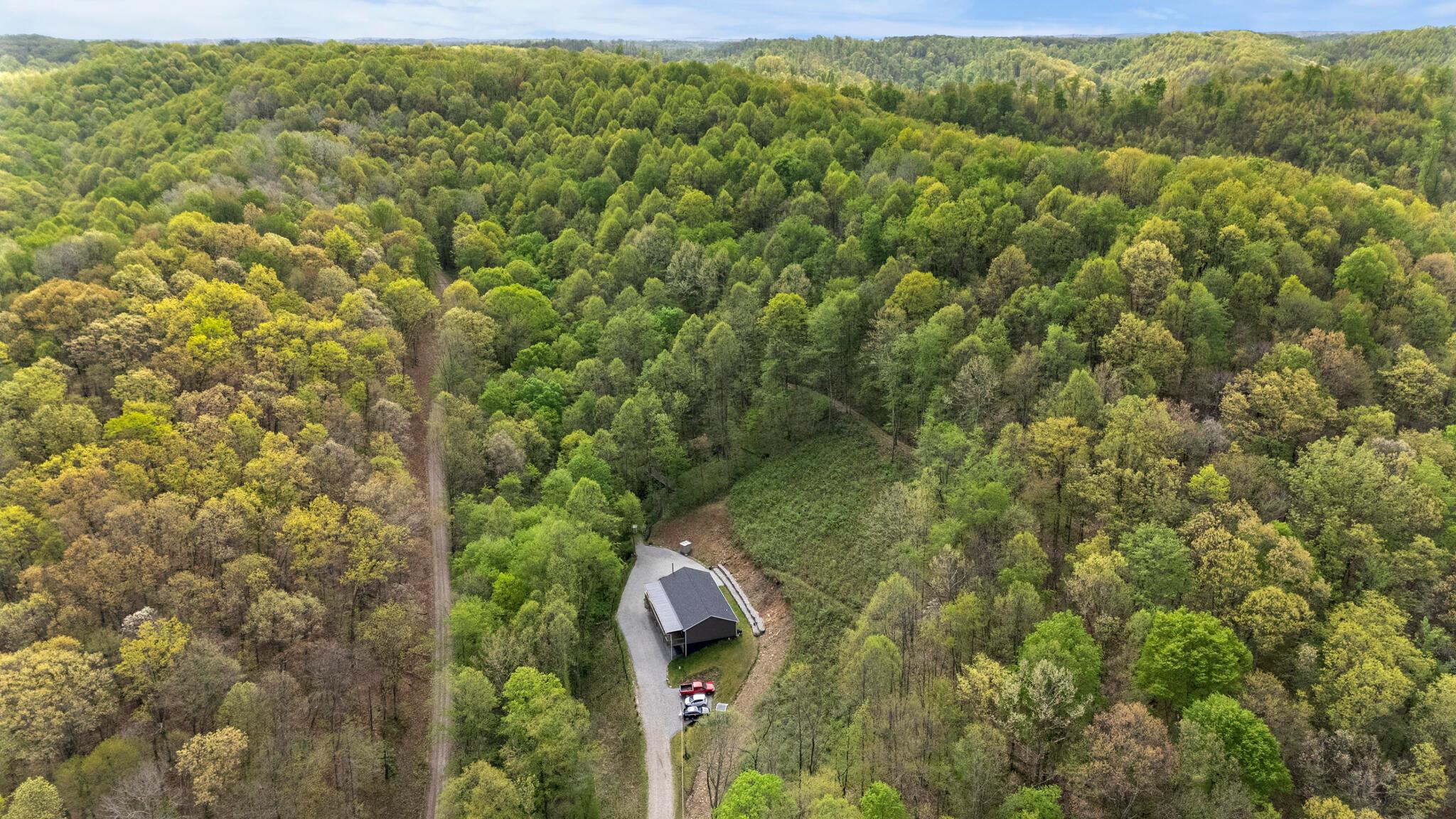 24796 E Fork Road, Laurelville, Ohio image 10