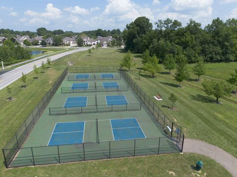 Tiny photo for 8118 Saybrook Drive, Westerville, OH 43082 (MLS # 226005783)