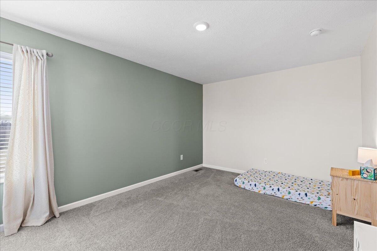 1423 Hemetite Drive, Grove City, Ohio image 27