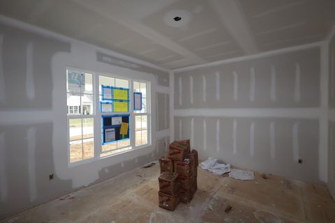 Tiny photo for 284 Olympic Loop, Commercial Point, OH 43116 (MLS # 225045288)