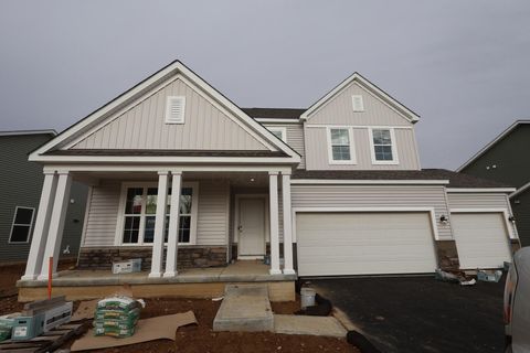 Photo of 284 Olympic Loop, Commercial Point, OH 43116 (MLS # 225045288)