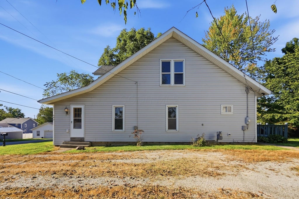 Photo of 292 Rainbow Avenue, Sunbury, OH 43074 (MLS # 226037168)