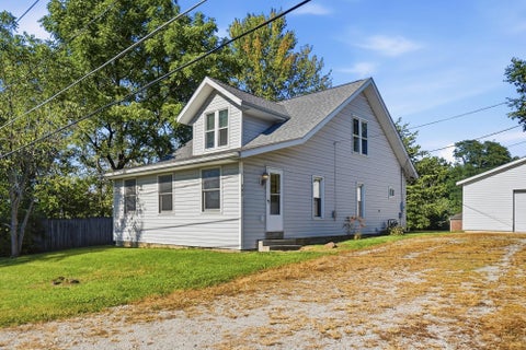 Photo of 292 Rainbow Avenue, Sunbury, OH 43074 (MLS # 226037168)