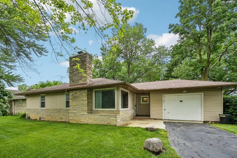 Homes For Sale - 476 Clark State Road<br/> Franklin County, Columbus, OH 43230