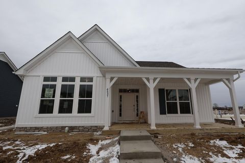 Photo of 4537 Corsican Loop E, Hilliard, OH 43026 (MLS # 225045503)