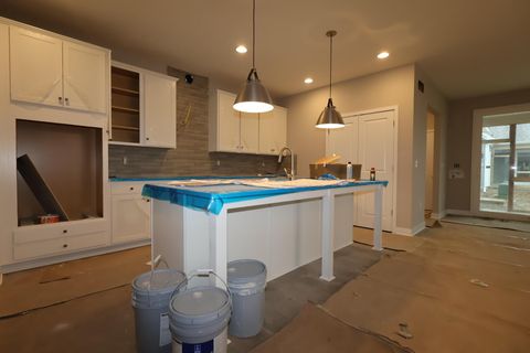 Tiny photo for 4537 Corsican Loop E, Hilliard, OH 43026 (MLS # 225045503)