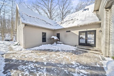 Tiny photo for 544 Grand Ridge Drive, Howard, OH 43028 (MLS # 226003136)