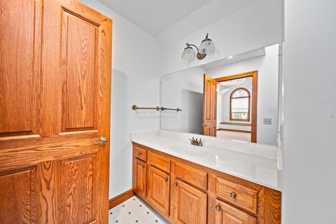 Tiny photo for 544 Grand Ridge Drive, Howard, OH 43028 (MLS # 226003136)