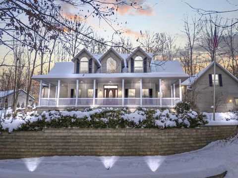 Photo of 544 Grand Ridge Drive, Howard, OH 43028 (MLS # 226003136)