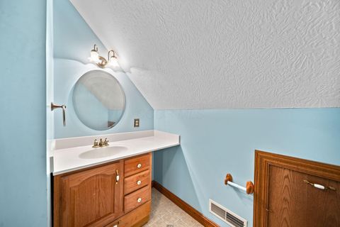 Tiny photo for 544 Grand Ridge Drive, Howard, OH 43028 (MLS # 226003136)