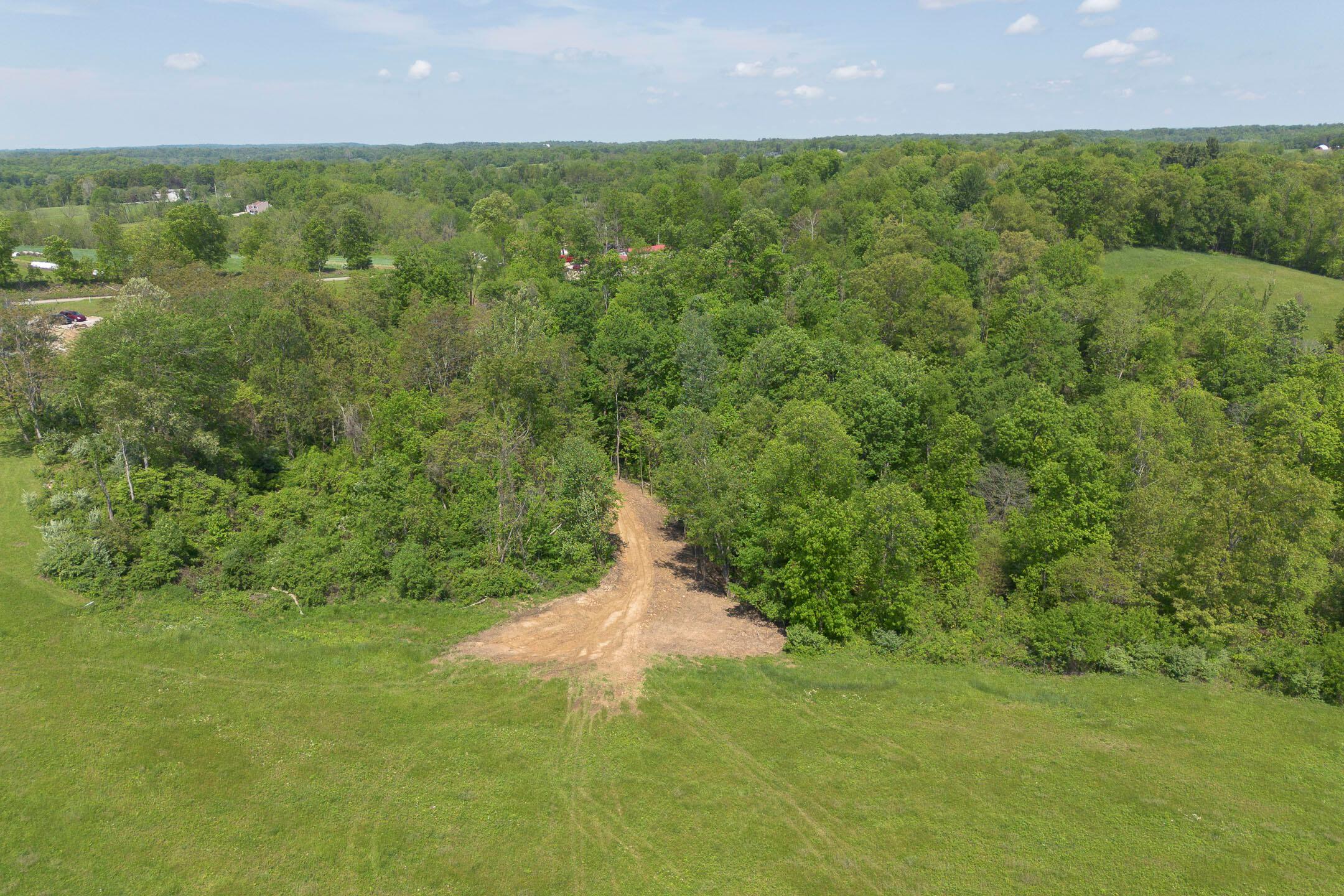 Flint Ridge Road, Hopewell, Ohio image 7