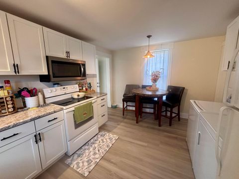 Tiny photo for 760 E 4th Street, Chillicothe, OH 45601 (MLS # 226006886)