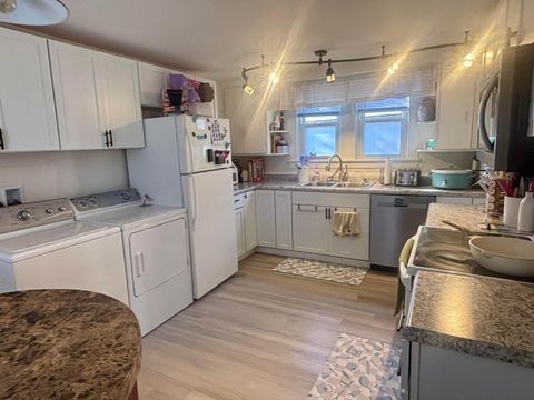 Tiny photo for 760 E 4th Street, Chillicothe, OH 45601 (MLS # 226006886)