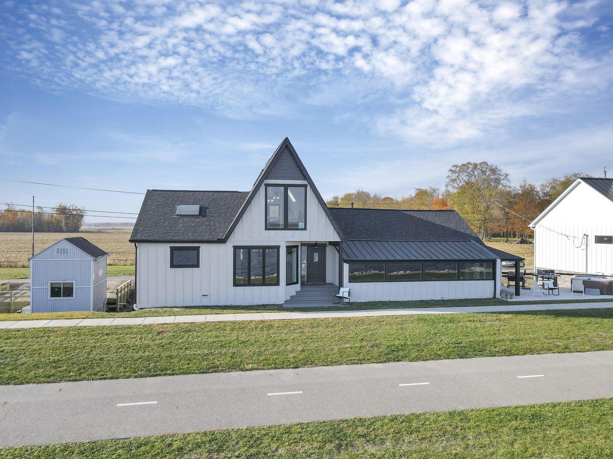 13180 W Bank Drive, Millersport, Ohio image 2