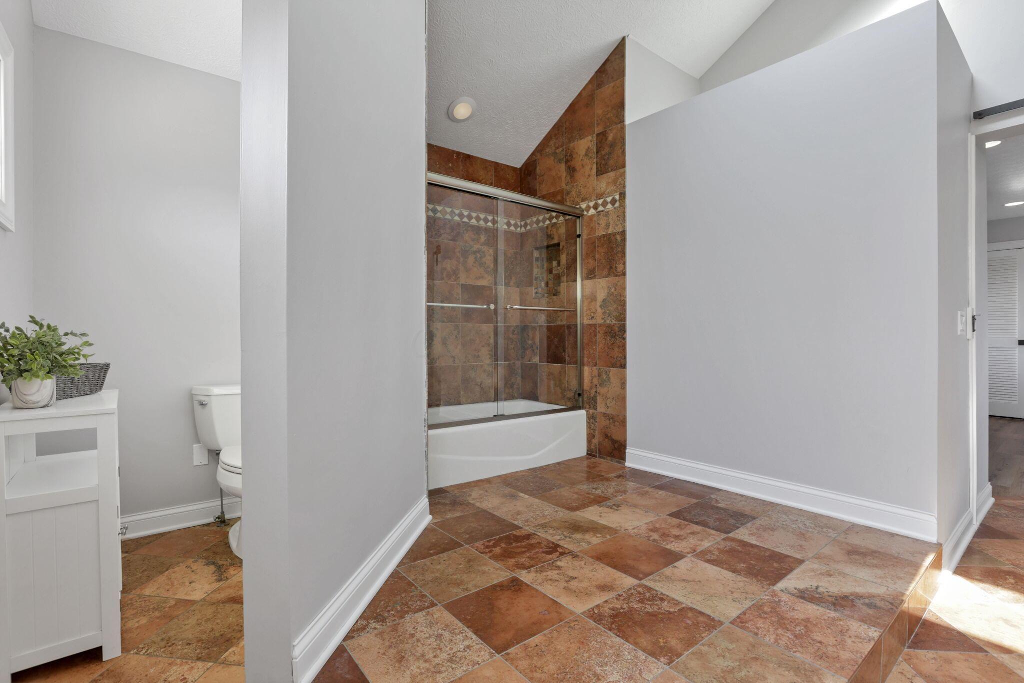 13180 W Bank Drive, Millersport, Ohio image 41