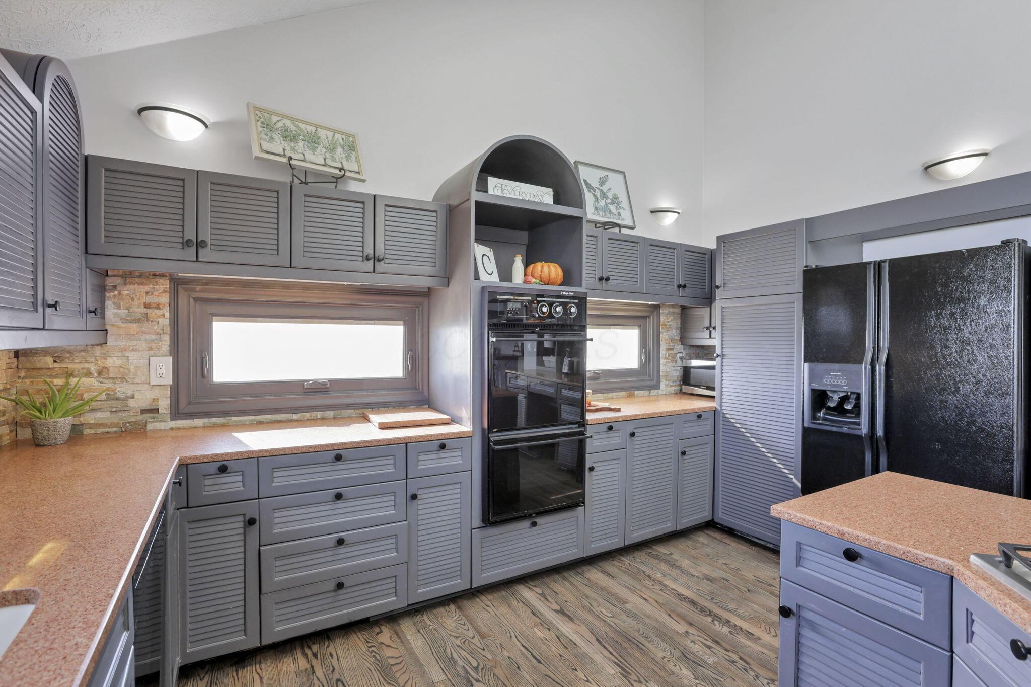 13180 W Bank Drive, Millersport, Ohio image 27