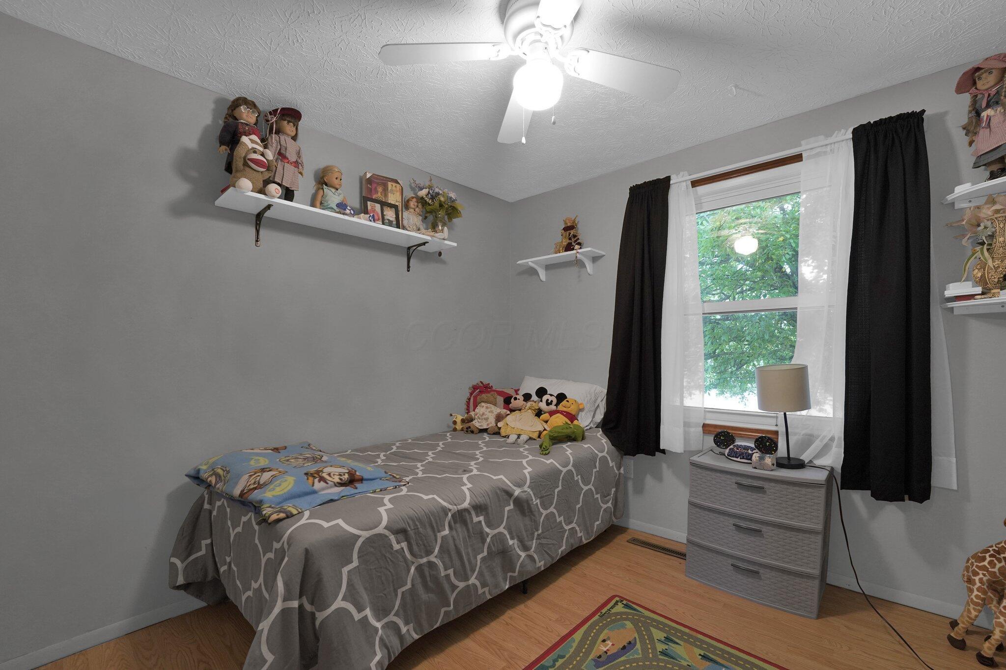668 Dovalon Place, Galloway, Ohio image 19