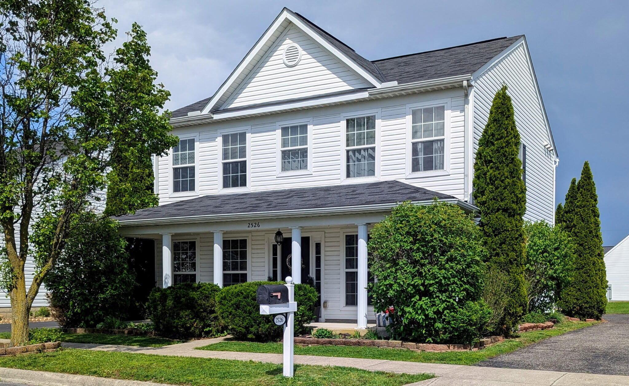 2526 Delowe Street, Grove City, Ohio image 1