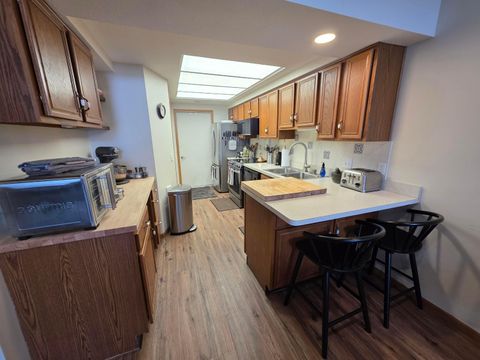 Tiny photo for 17 Woodberry Drive, Mount Vernon, OH 43050 (MLS # 226003038)