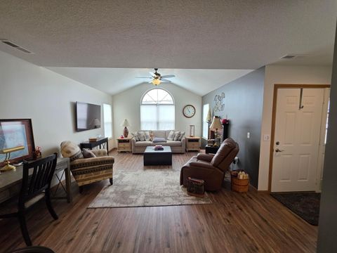 Tiny photo for 17 Woodberry Drive, Mount Vernon, OH 43050 (MLS # 226003038)