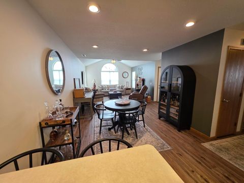 Tiny photo for 17 Woodberry Drive, Mount Vernon, OH 43050 (MLS # 226003038)