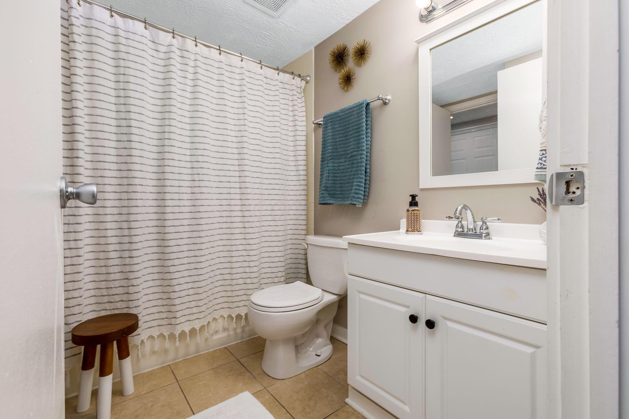 5090 Strawpocket Lane #1, Westerville, Ohio image 24
