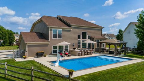 Photo of 3601 Sparrow Court, Hilliard, OH 43026 (MLS # 226026369)