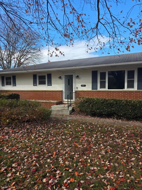 Photo of 3187 Licking Valley Road, Newark, OH 43055 (MLS # 225042647)