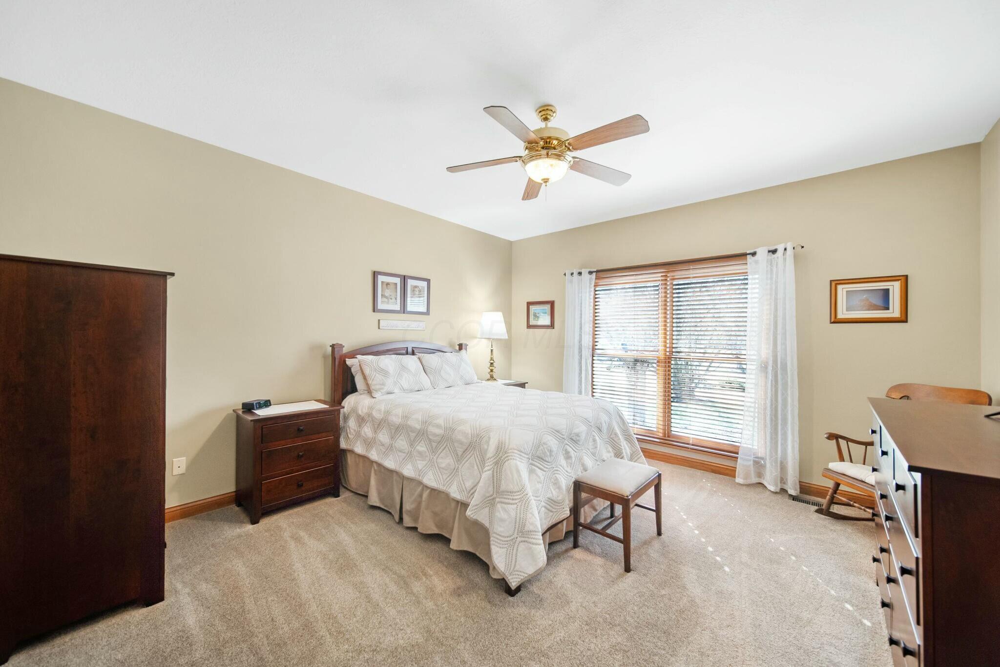 5805 Heritage Lakes Drive, Hilliard, Ohio image 34