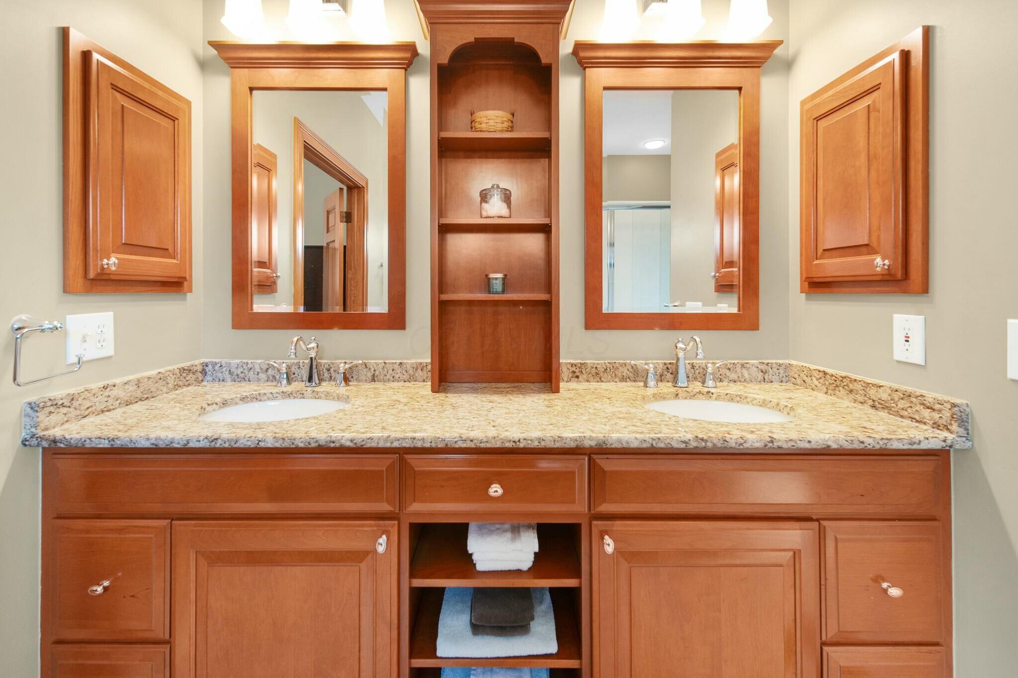 5805 Heritage Lakes Drive, Hilliard, Ohio image 38
