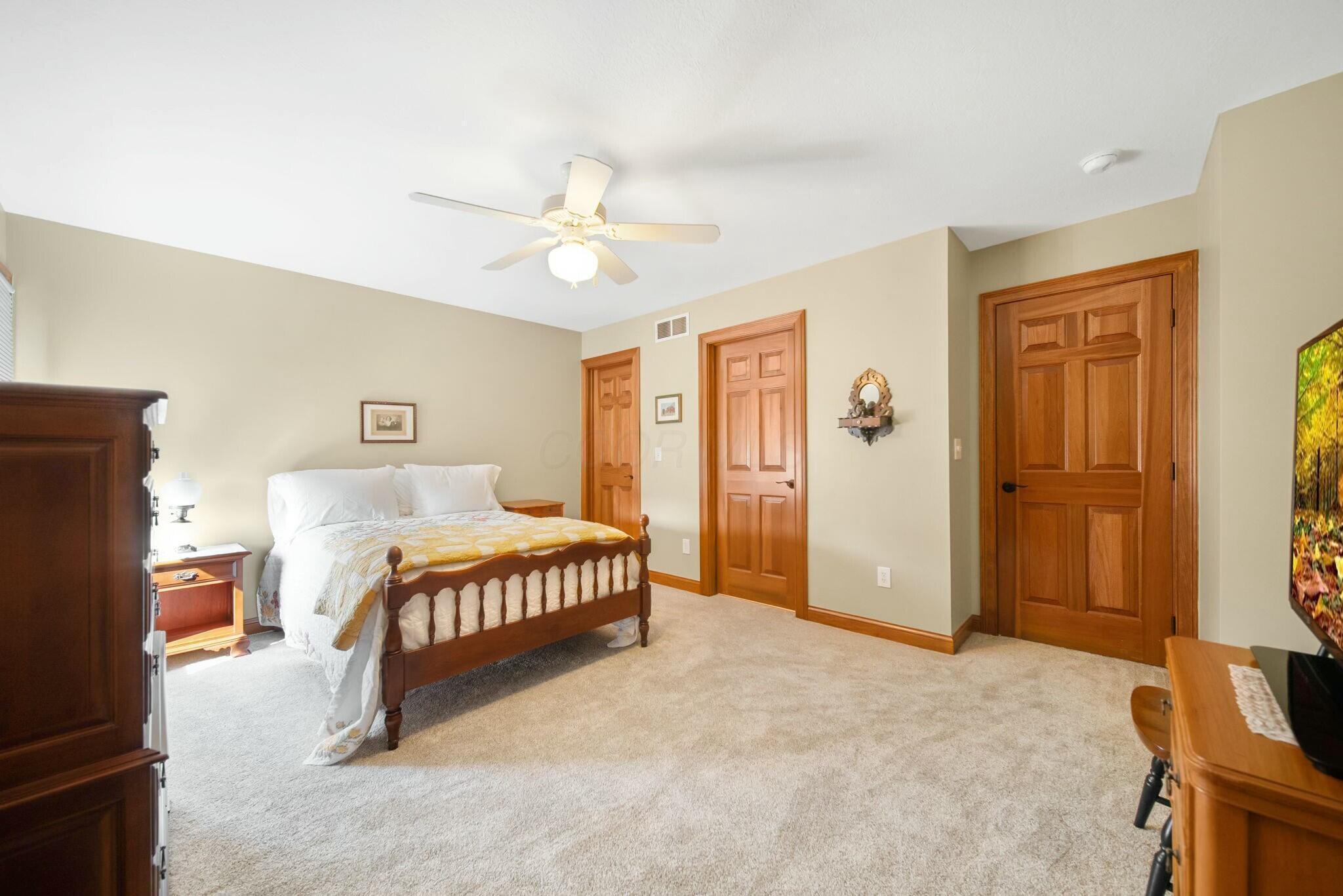 5805 Heritage Lakes Drive, Hilliard, Ohio image 46