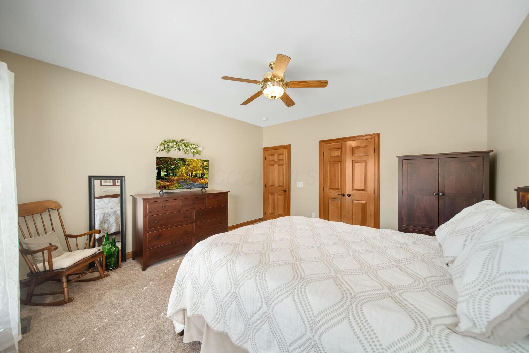 5805 Heritage Lakes Drive, Hilliard, Ohio image 36