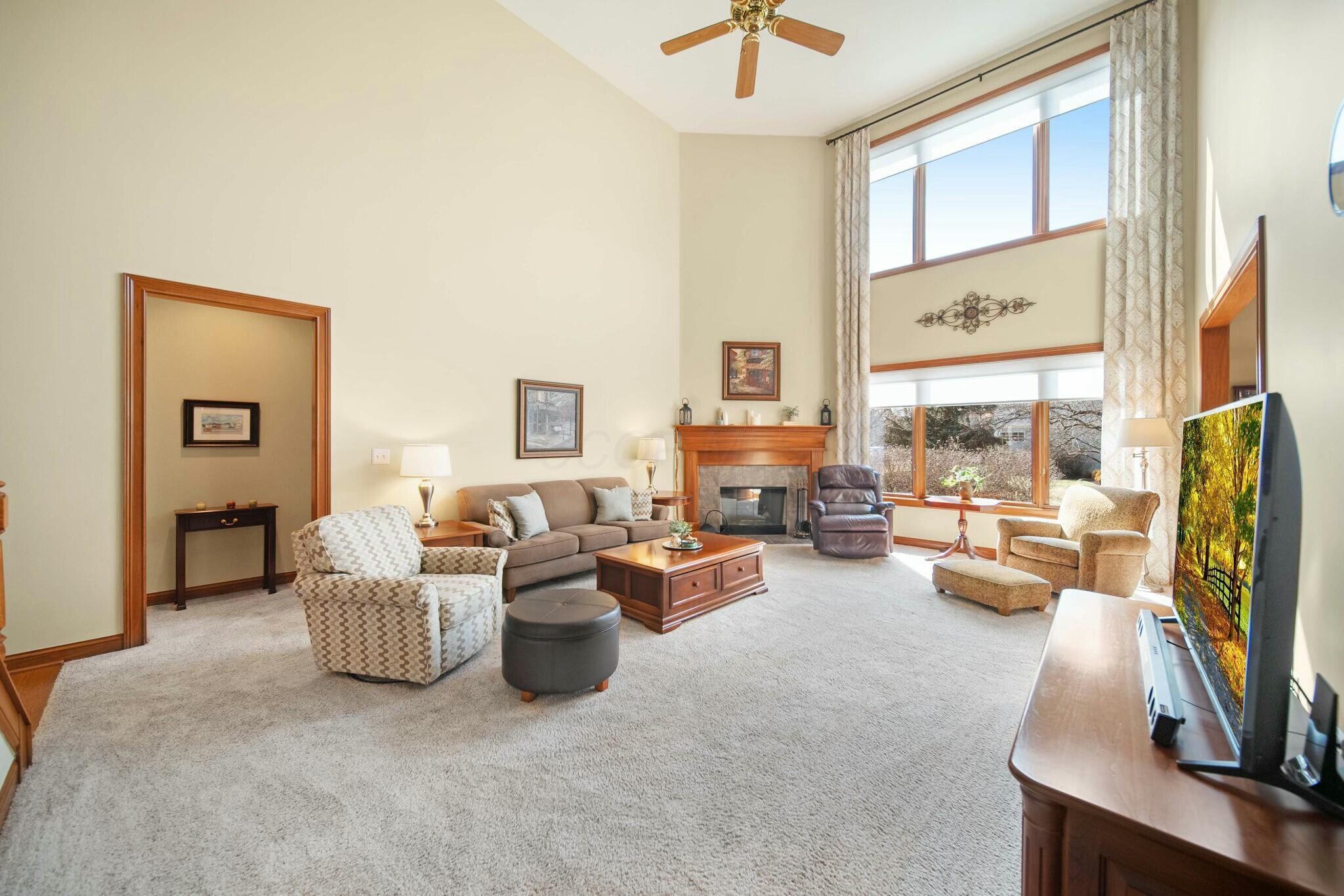 5805 Heritage Lakes Drive, Hilliard, Ohio image 17