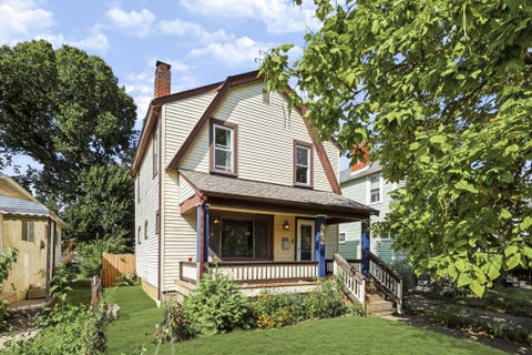 Photo of 1408 E 22nd Avenue, Columbus, OH 43211 (MLS # 226033592)