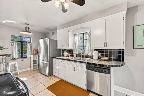 Tiny photo for 437 Acton Road, Columbus, OH 43214 (MLS # 226040187)