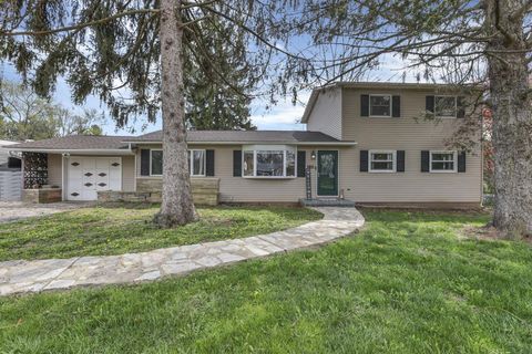 Photo of 2021 Rainbow Drive NE, Lancaster, OH 43130 (MLS # 226010970)