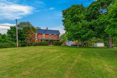 Photo of 16560 Winchester Road, Ashville, OH 43103 (MLS # 226017289)
