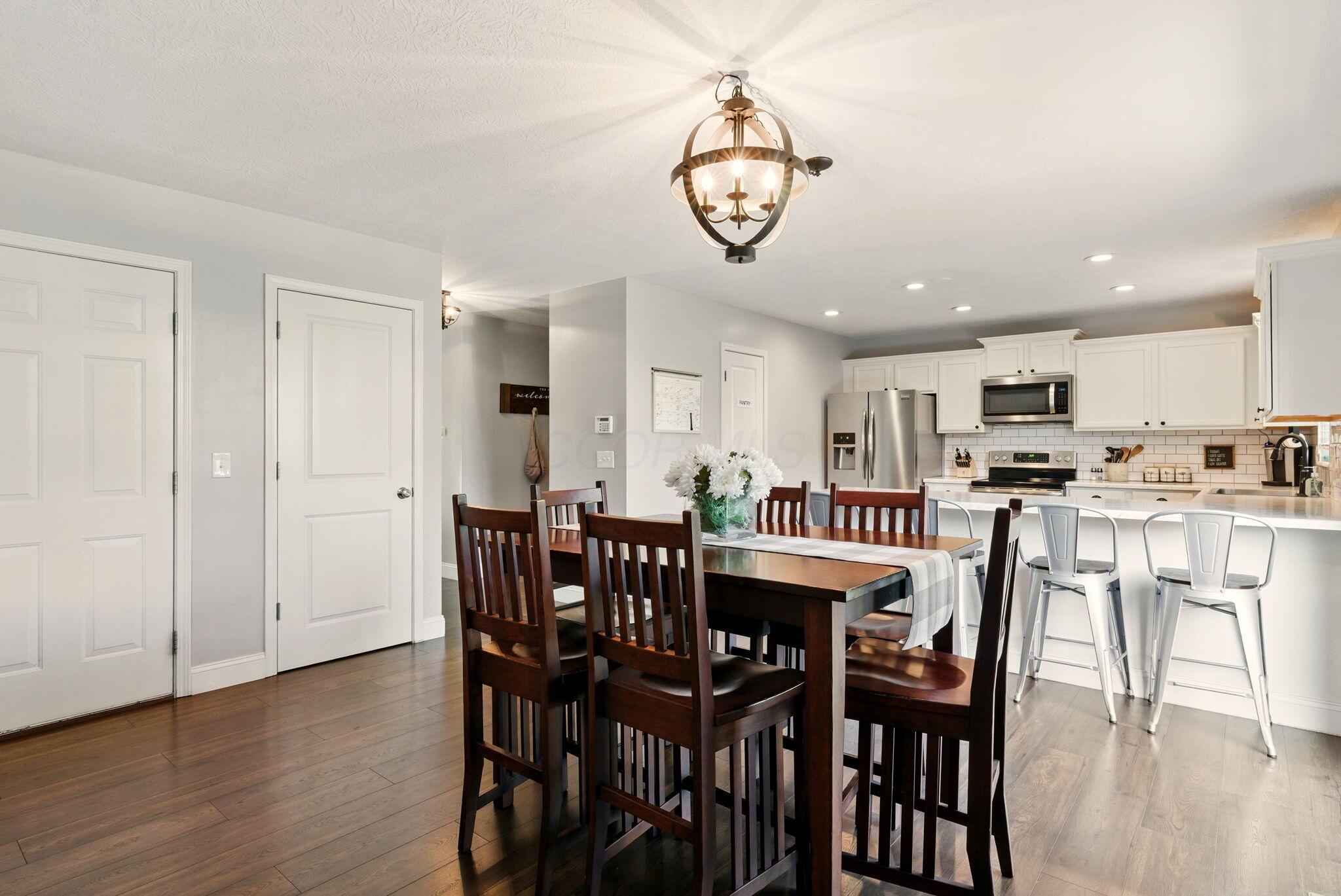 7854 Prairie Willow Drive, Blacklick, Ohio image 13