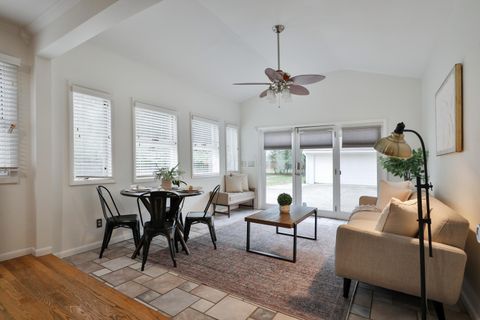 Tiny photo for 512 Park Overlook Drive, Worthington, OH 43085 (MLS # 225040253)