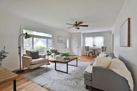 Tiny photo for 512 Park Overlook Drive, Worthington, OH 43085 (MLS # 225040253)