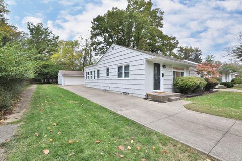 Tiny photo for 512 Park Overlook Drive, Worthington, OH 43085 (MLS # 225040253)