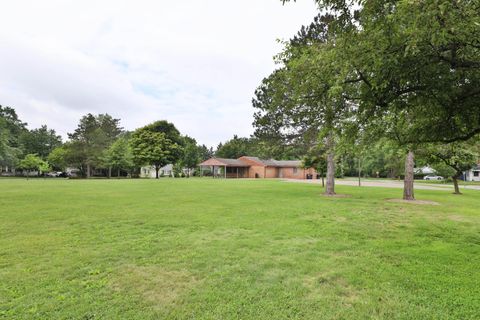 Tiny photo for 512 Park Overlook Drive, Worthington, OH 43085 (MLS # 225040253)