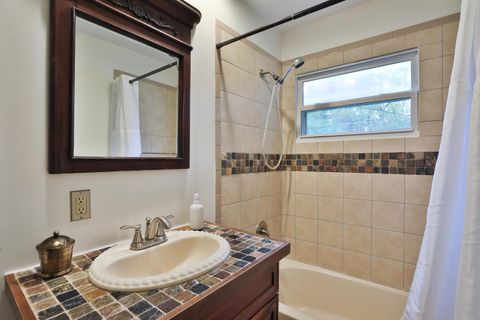 Tiny photo for 512 Park Overlook Drive, Worthington, OH 43085 (MLS # 225040253)