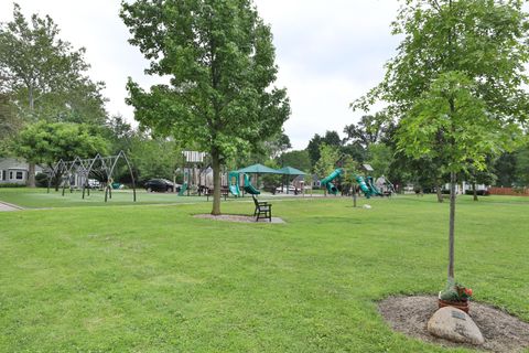 Tiny photo for 512 Park Overlook Drive, Worthington, OH 43085 (MLS # 225040253)